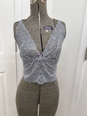 Lace Bralette Crop Top in Light Gray